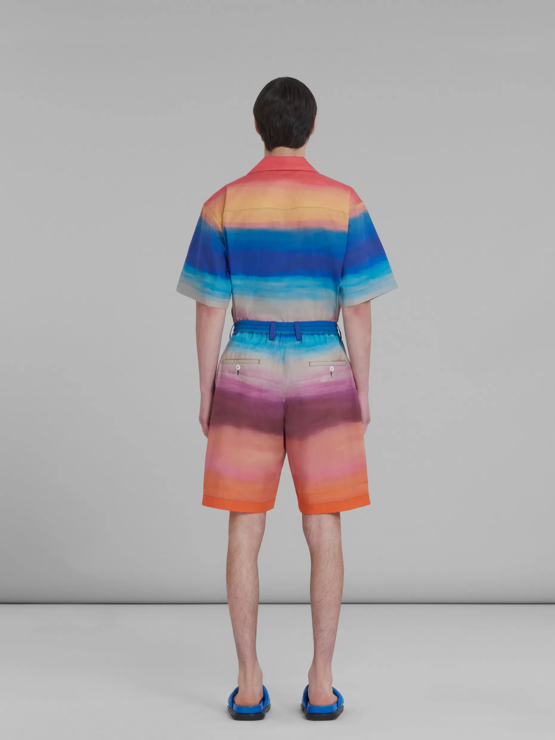 Men Marni Poplin Stretch Waist Shorts With Dark Side Of The Moon Print